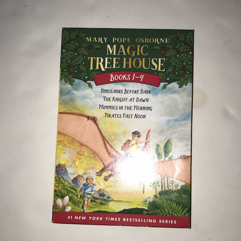 Magic treehouse books one through four new without tags Mary Pope Osborne